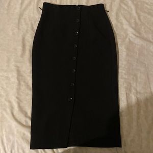 Black button s pencil skirt